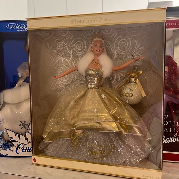 Special 2000 edition (Celebration Barbie) - Picture 1 of 2